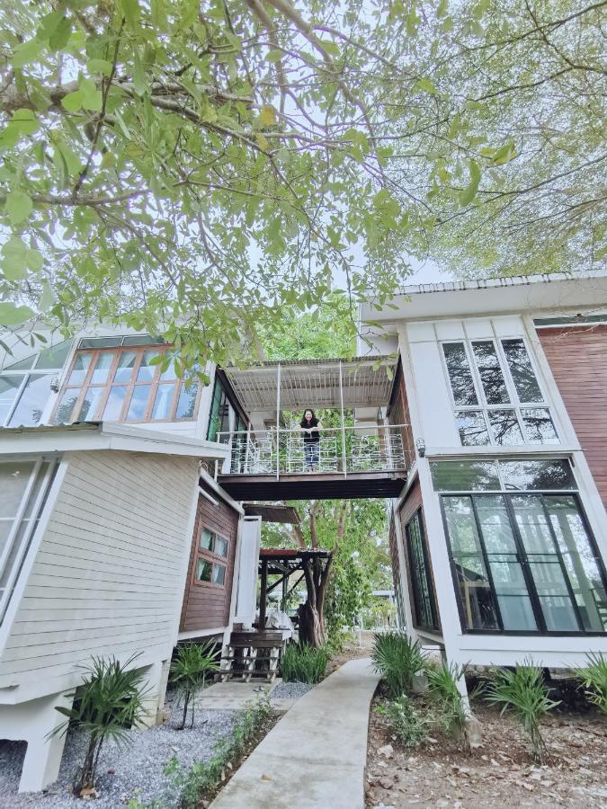 Baangaimuan Bed & Breakfast Lamphun Ngoại thất bức ảnh